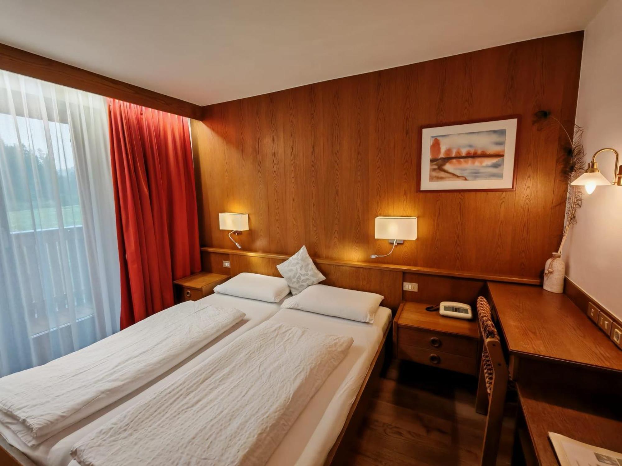 Hotel Alpenblick Sarentino Εξωτερικό φωτογραφία